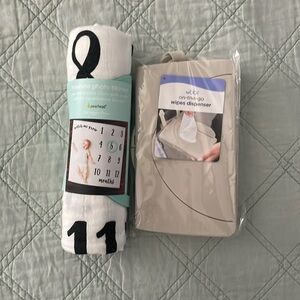 Baby milestone photo blanket & wipes dispenser